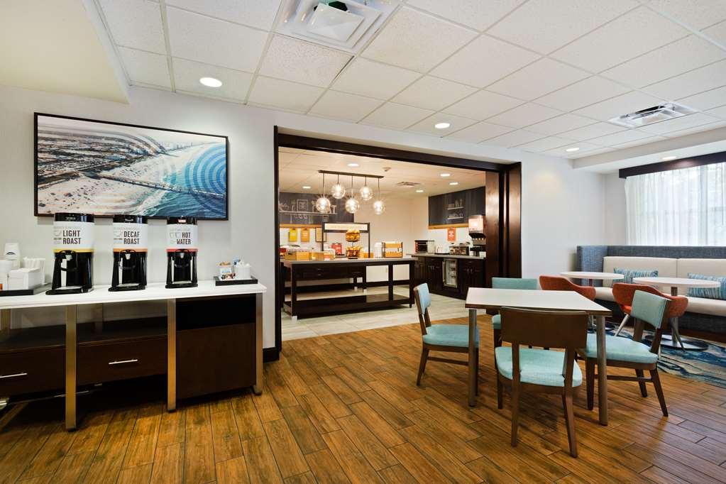 Hampton Inn Jacksonville-I-295 East/Baymeadows Restaurant photo
